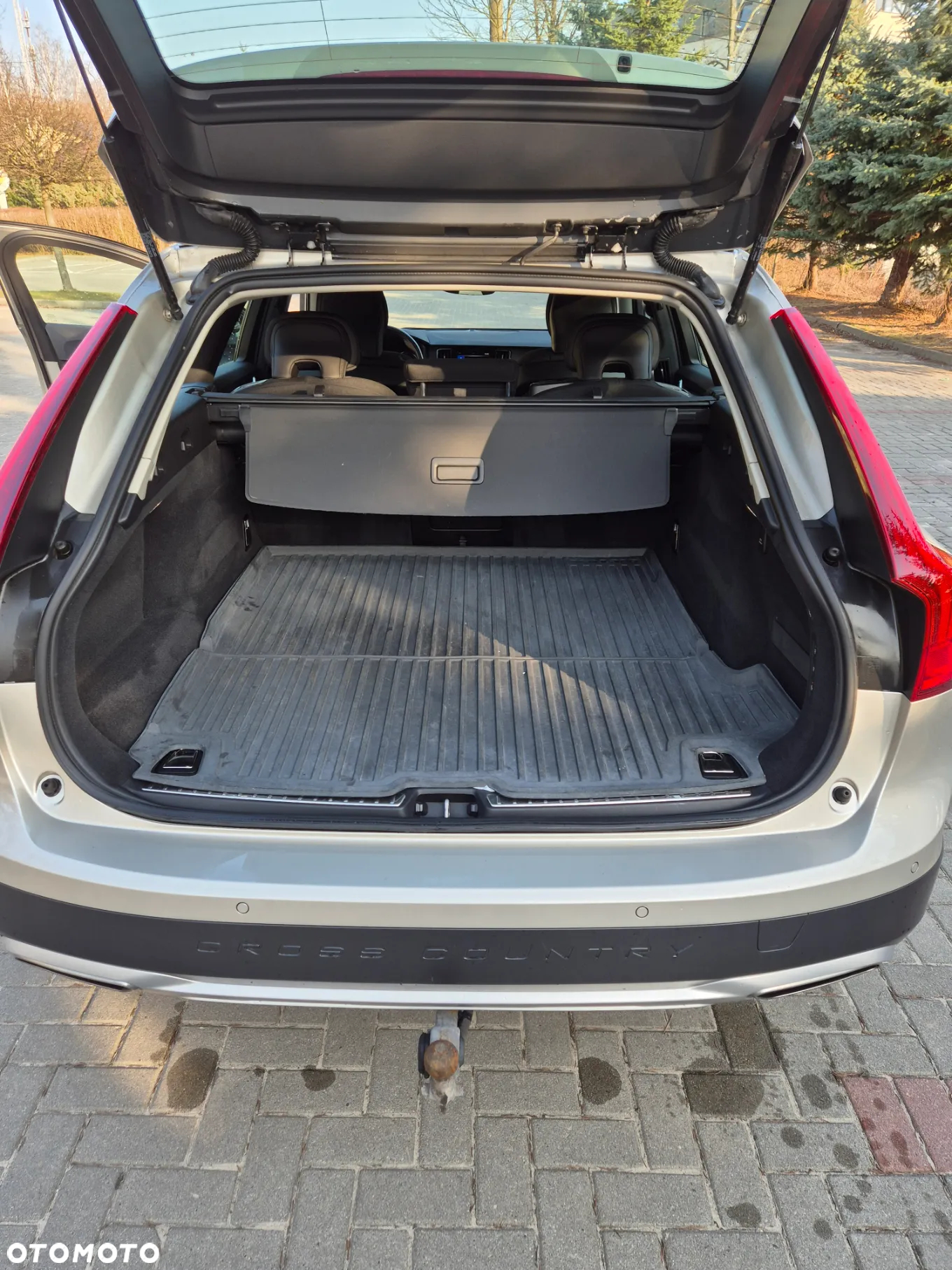 Volvo V90 Cross Country D4 AWD Geartronic - 11