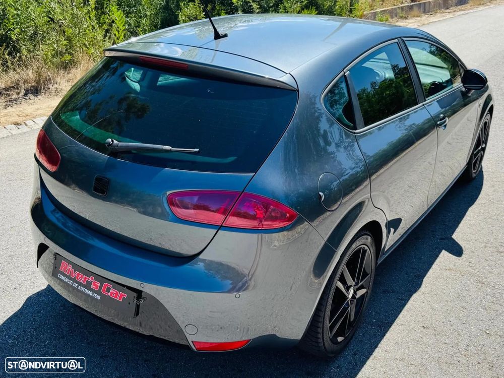 SEAT Leon 2.0 TDI DPF FR - 13