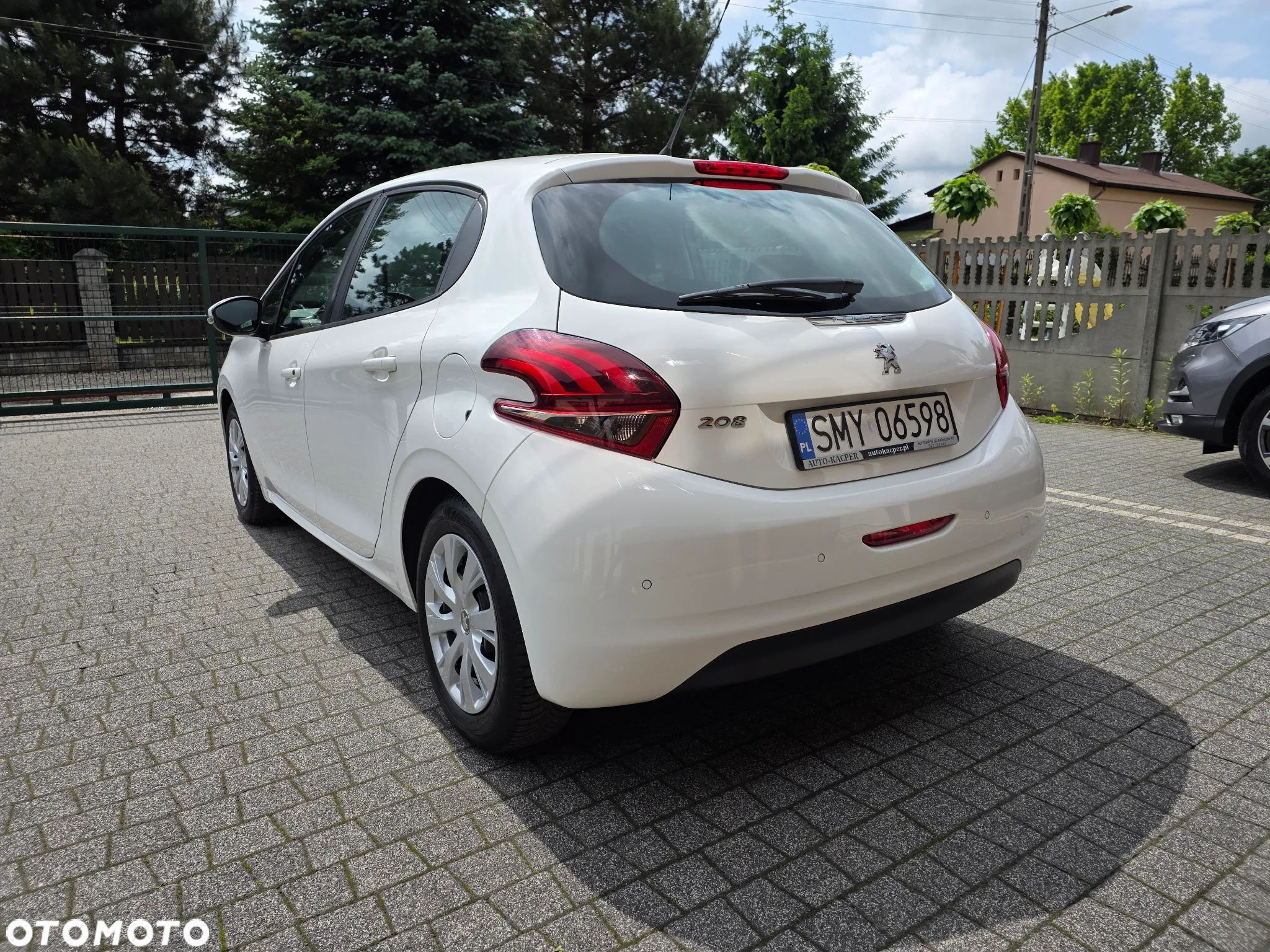 Peugeot 208 1.2 PureTech Active - 4