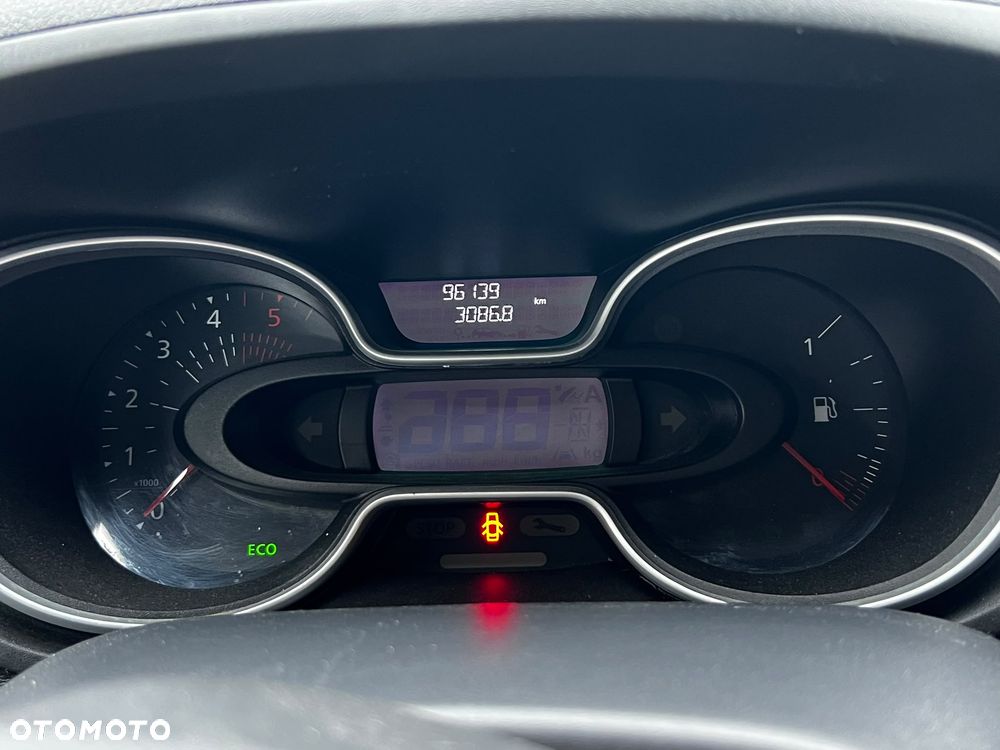 Renault Trafic - 22