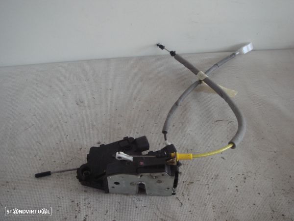 Fecho Da Porta Trás Dto Bmw 3 (E46) - 1