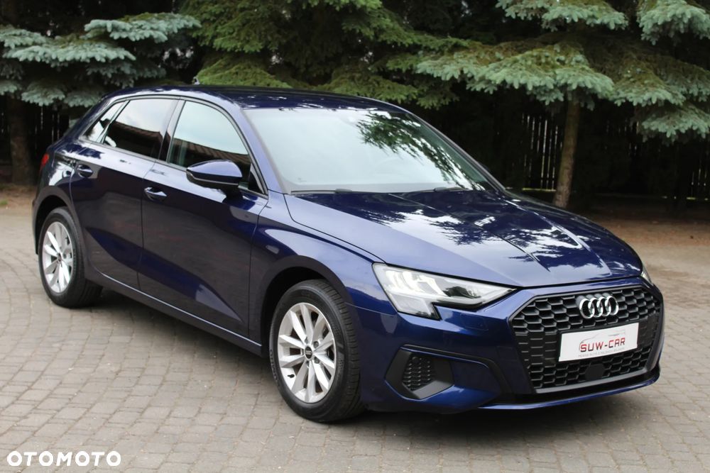 Audi A3 Sportback - 2