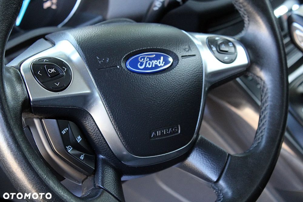 Ford Kuga - 20