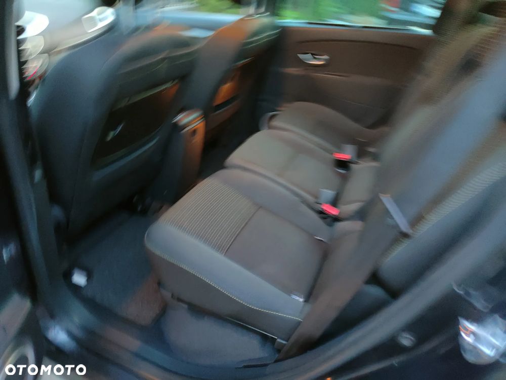 Renault Scenic 1.4 16V TCE Expression - 16