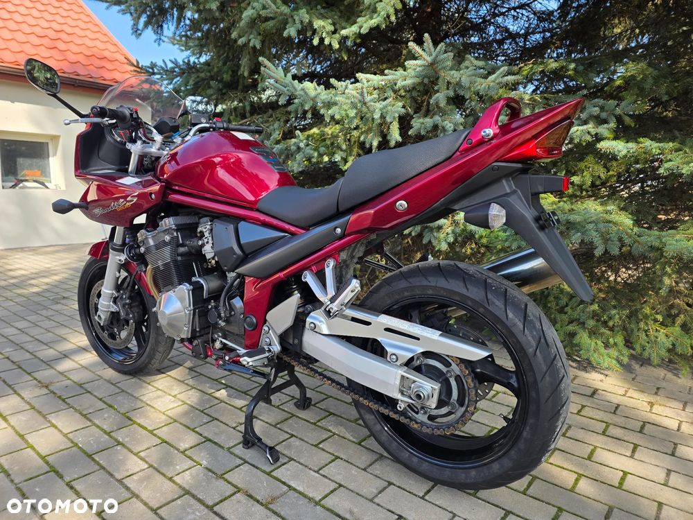Suzuki Bandit - 23