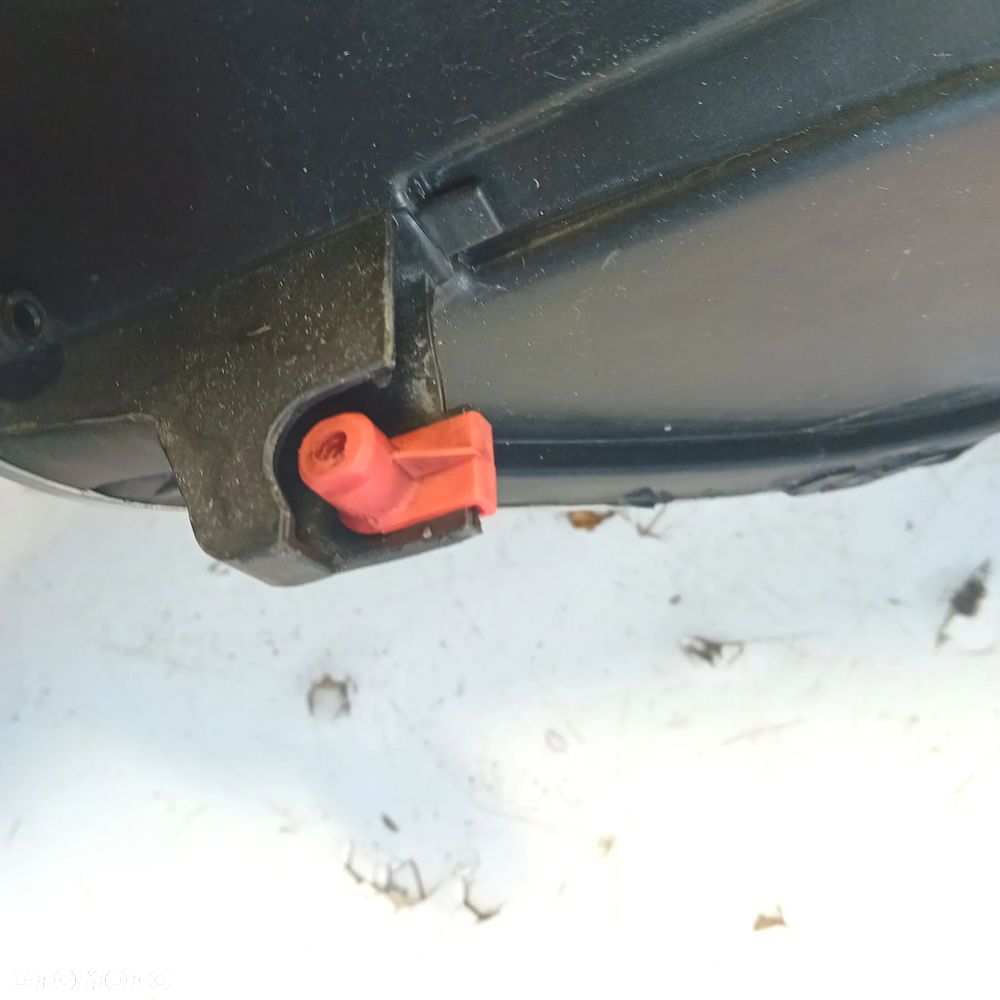 Lampa prawa przód Opel meriva b - 9