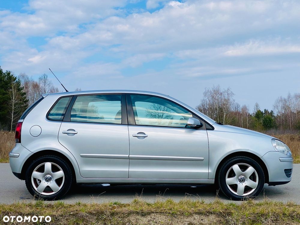 Volkswagen Polo 1.4 Comfortline - 18