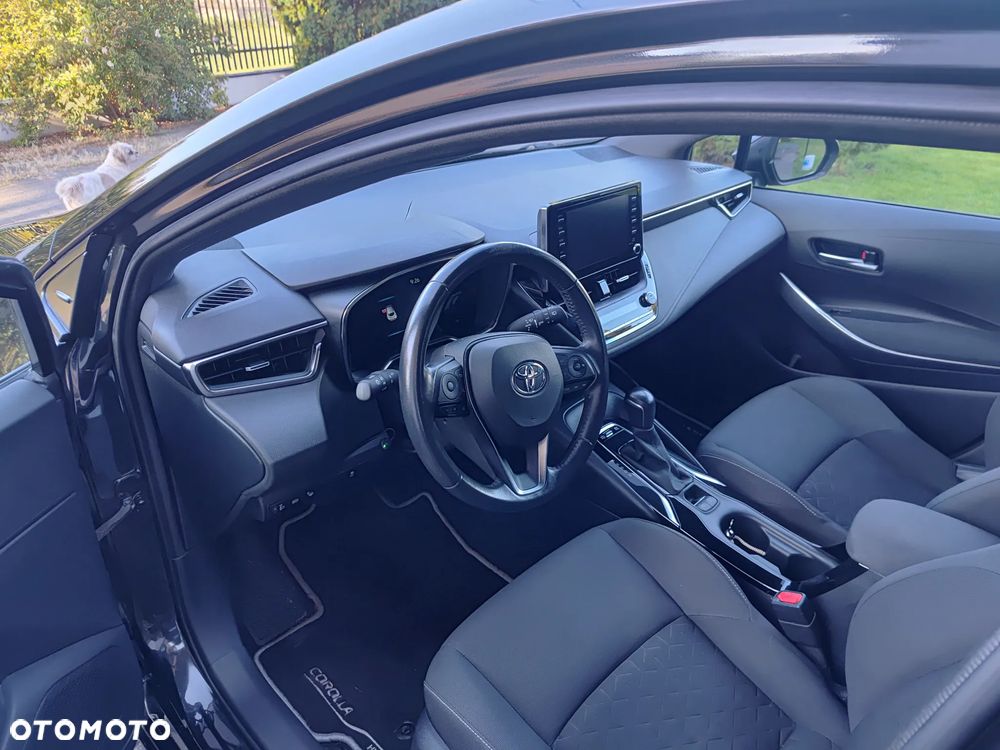 Toyota Corolla 1.8 Hybrid Comfort - 6