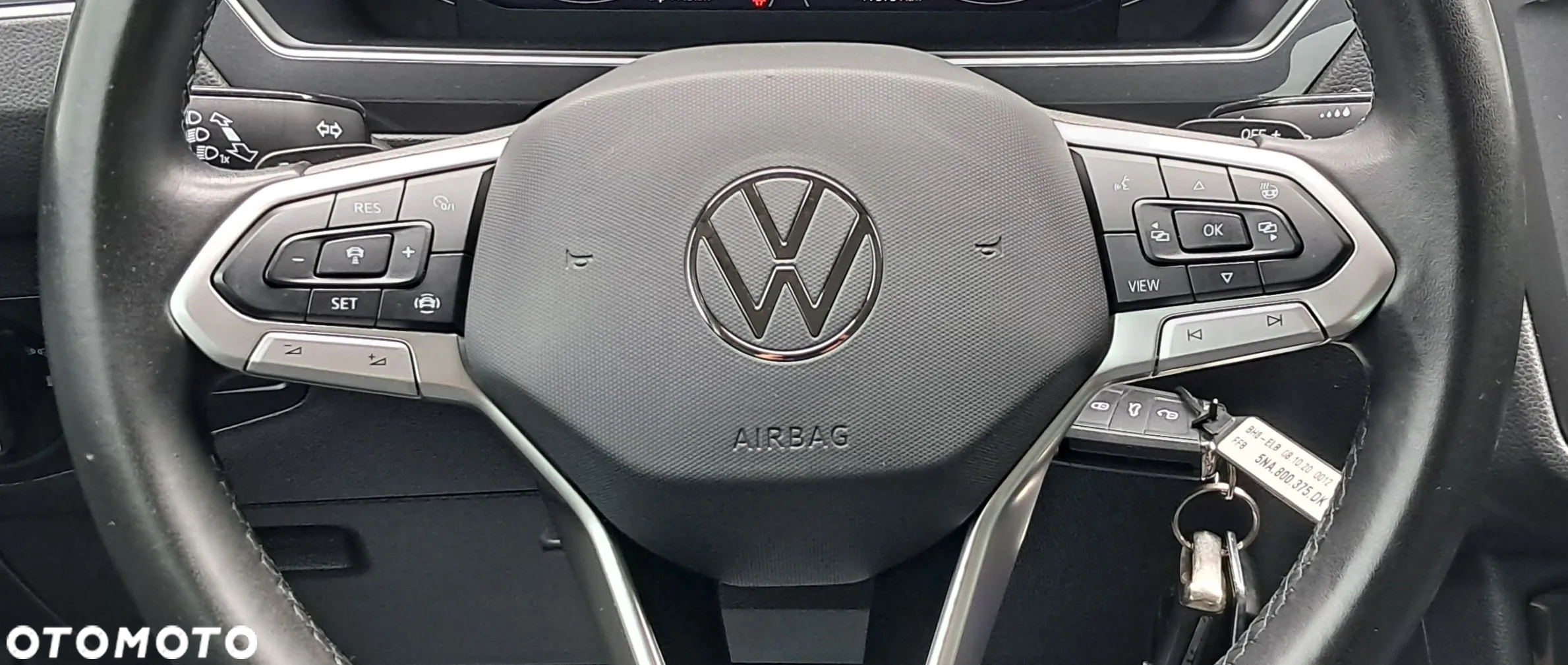 Volkswagen Tiguan 2.0 TDI SCR 4MOTION DSG Elegance - 25