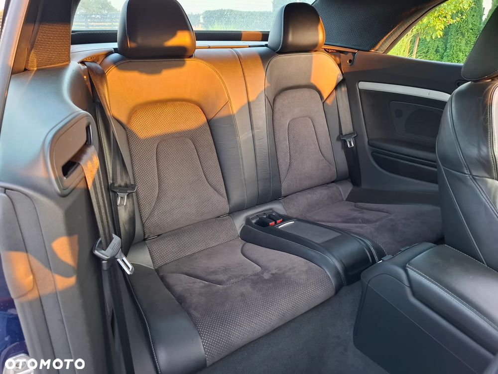 Audi A5 Cabrio 2.0 TDI DPF - 38