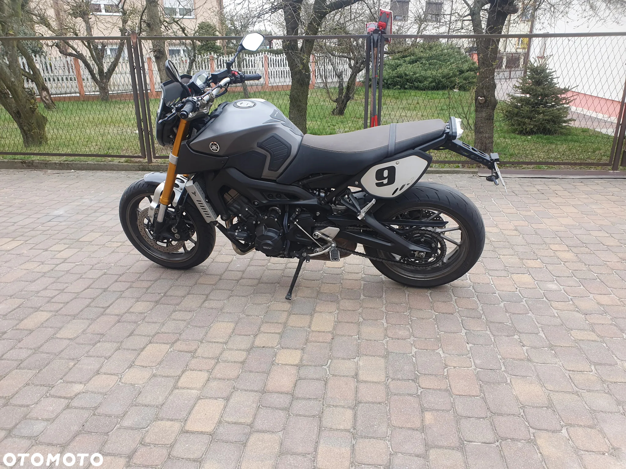Yamaha MT - 6