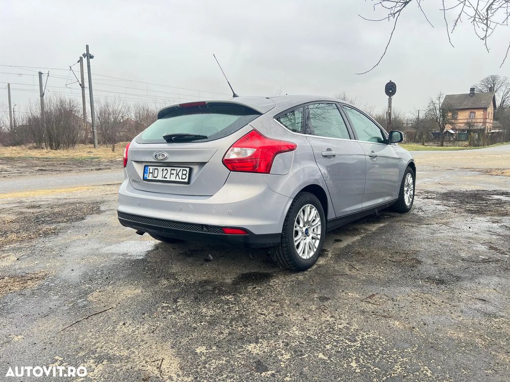 Ford Focus 1.6 TDCi DPF Start-Stopp-System SYNC Edition - 4