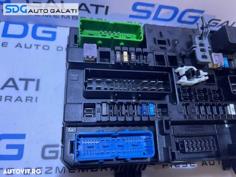 Panou Tablou Relee Sigurante Opel Astra H 2004 - 2010 Cod 13206762 - 4