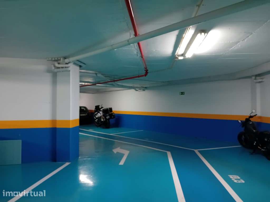LUGAR DE GARAGEM PARA ARRENDAMENTO | SANTARÉM - Grande imagem: 3/9