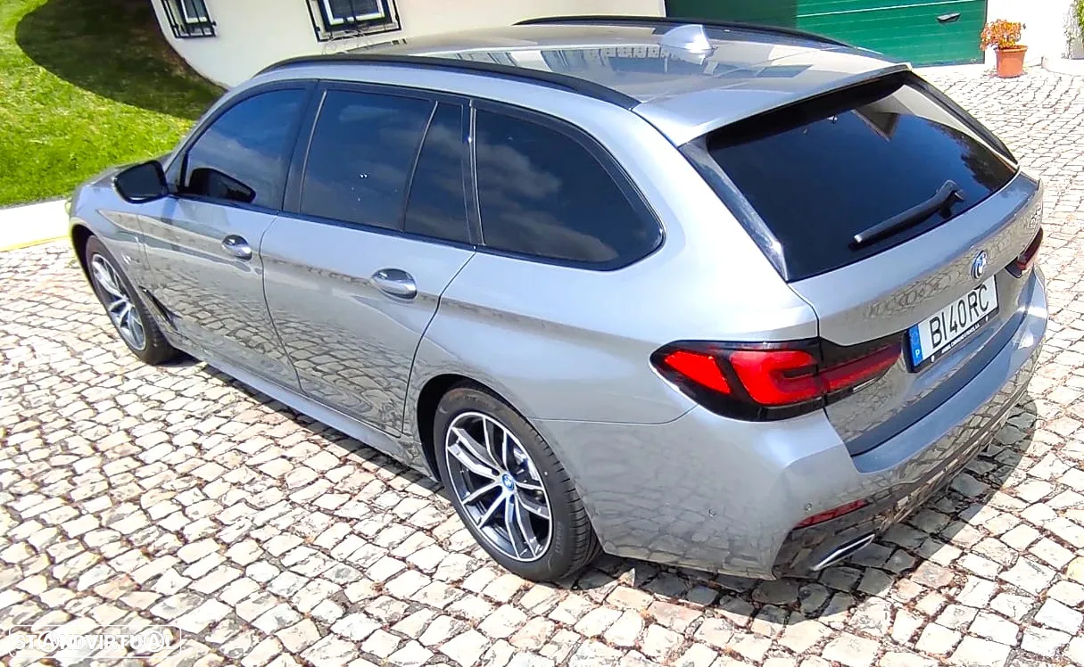 BMW 530 e Pack Desportivo M - 4