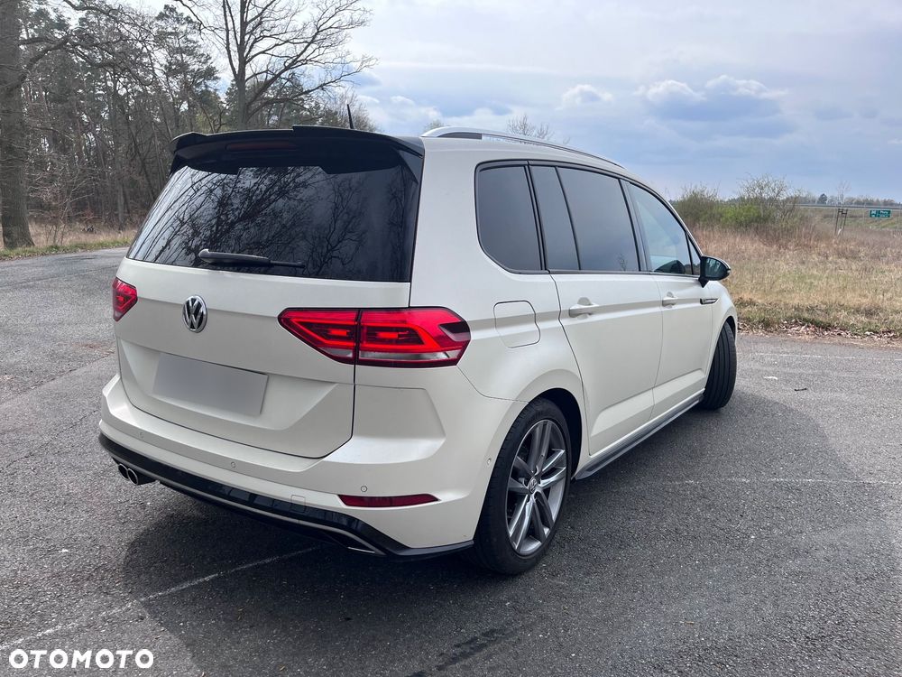 Volkswagen Touran - 5