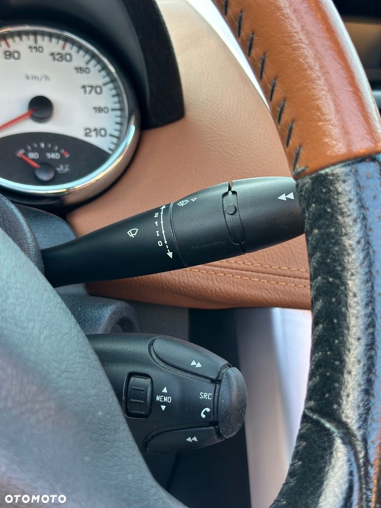 Peugeot 207 1.6 Turbo Platinum - 23