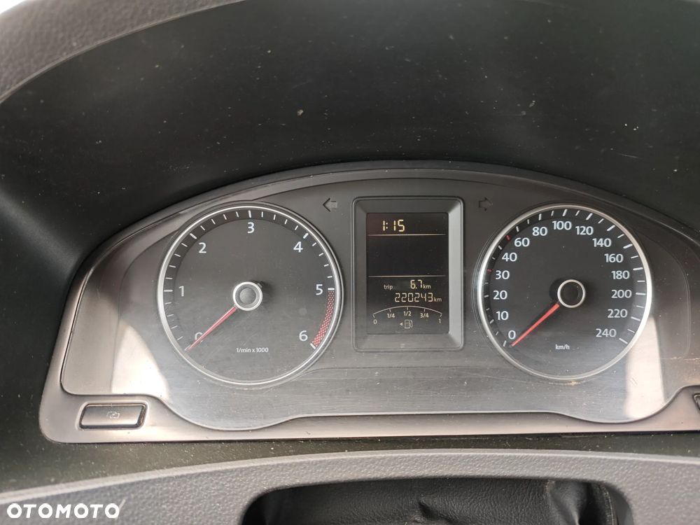 Volkswagen TRANSPORTER T5 - 16