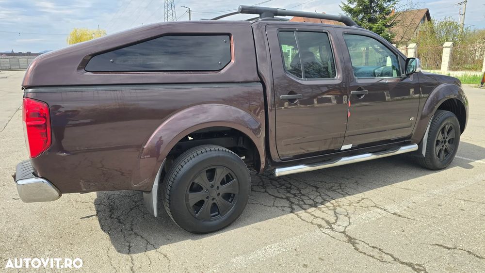 Nissan Navara Double Cab LE Plus Aut. - 2