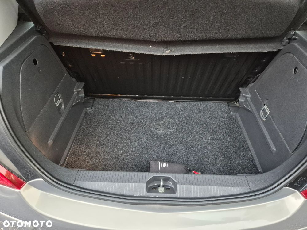 Opel Corsa 1.0 12V Edition / Active - 12