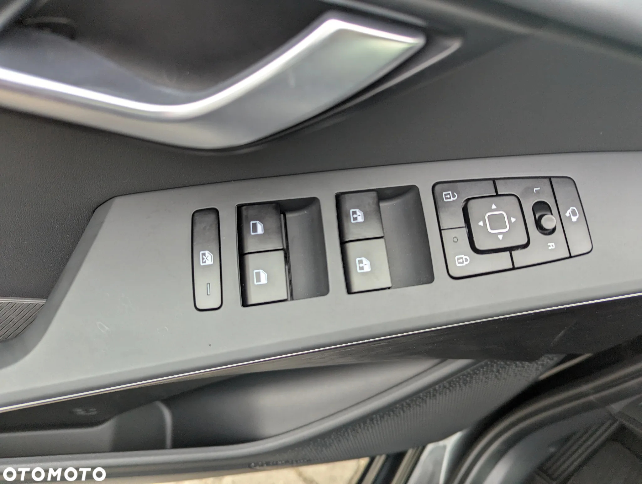 Kia Niro 1.6 GDI Hybrid L - 13
