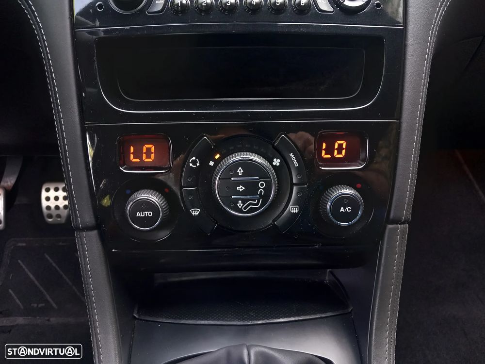 Peugeot RCZ 1.6 155 THP - 12