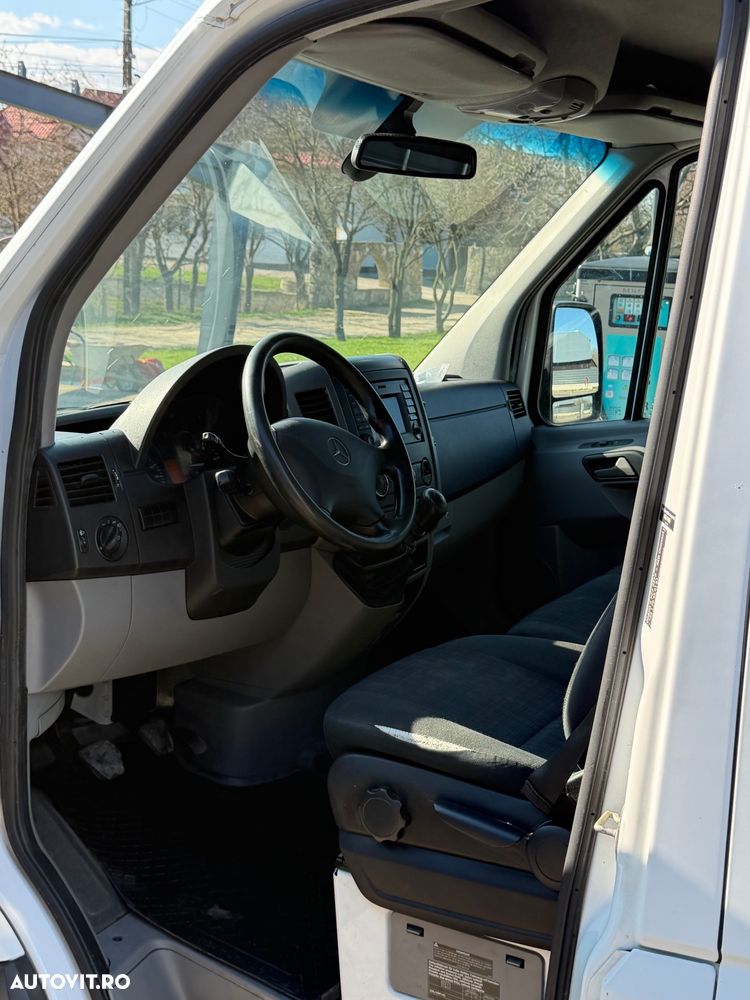 Mercedes-Benz Sprinter 906.213 BlueEFFICIENCY - 6