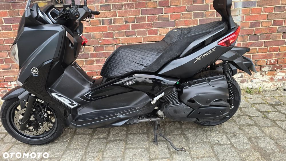 Yamaha X-max - 7