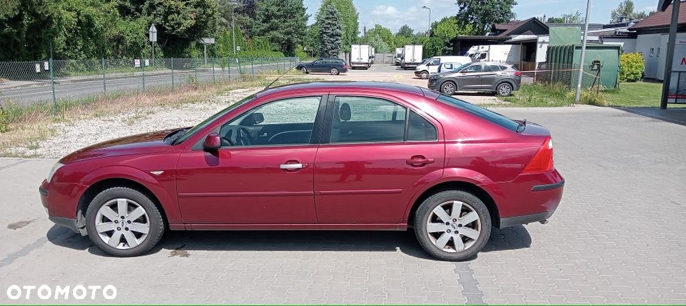 Ford Mondeo - 1
