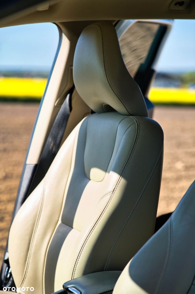 Volvo XC 60 - 7