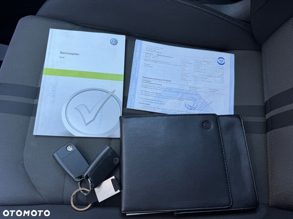 Volkswagen Golf 1.2 TSI BMT Trendline Perfectline - 28
