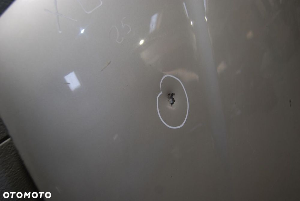 MASKA POKRYWA SILNIKA MAZDA XEDOS 9 - 4