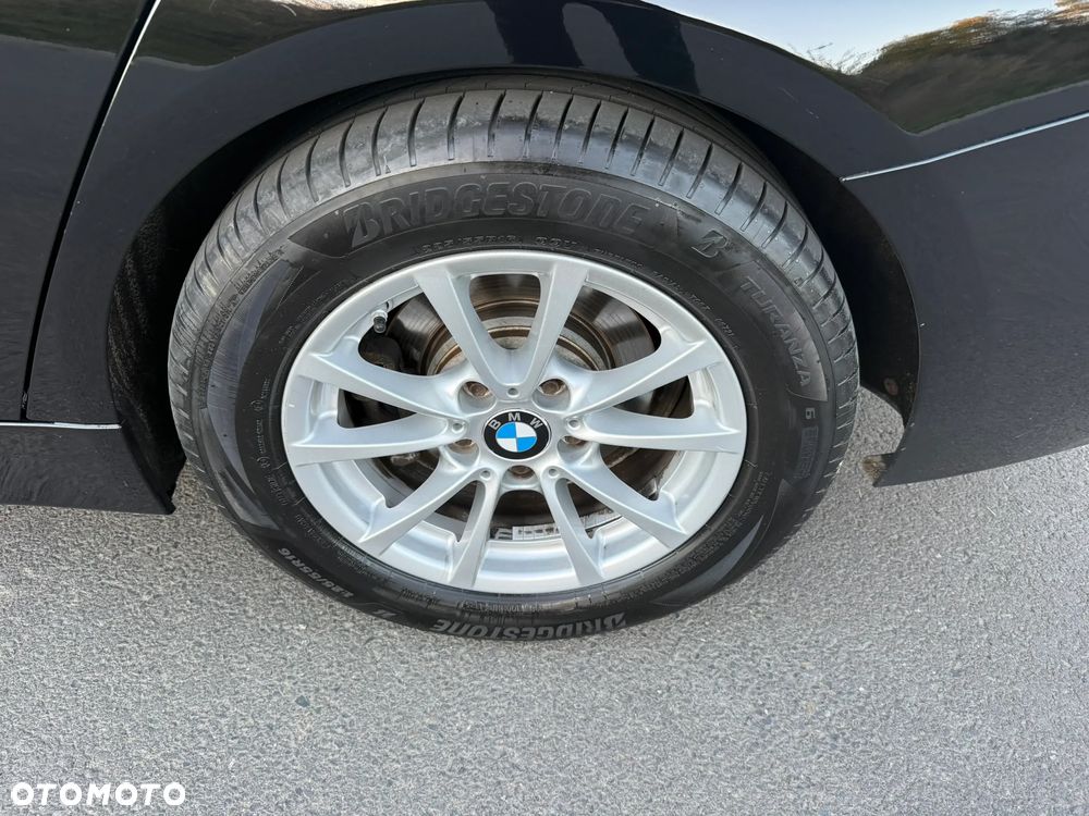 BMW Seria 3 320d - 13