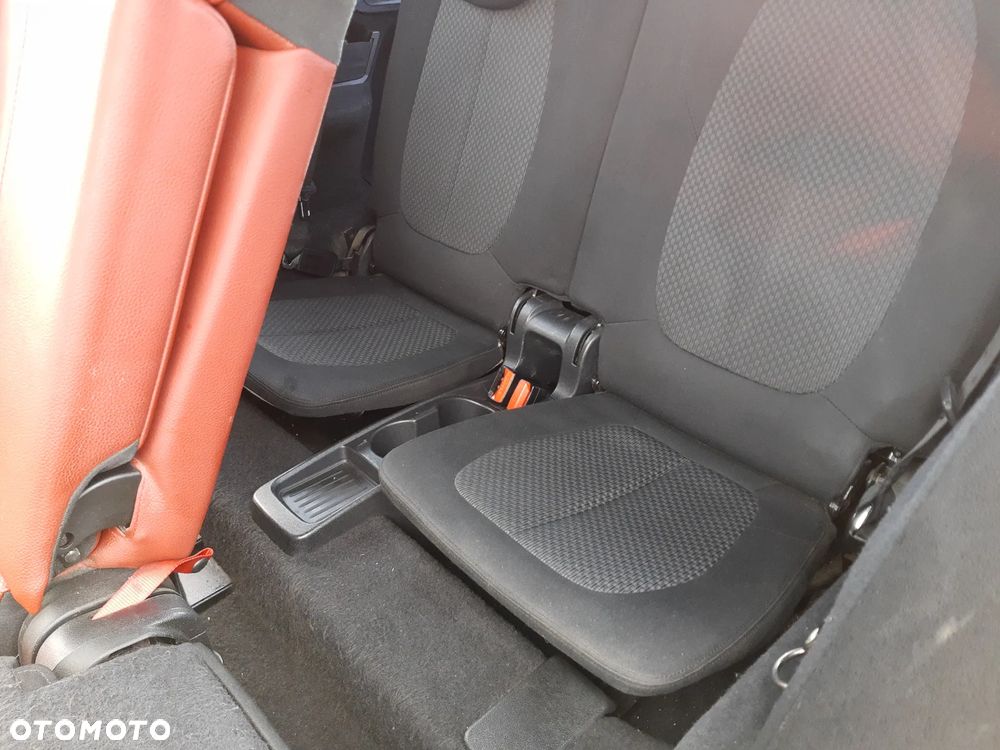 BMW Seria 2 218d Advantage - 14