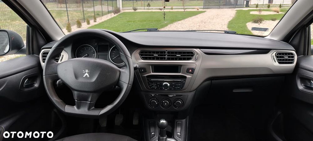 Peugeot 301 - 10