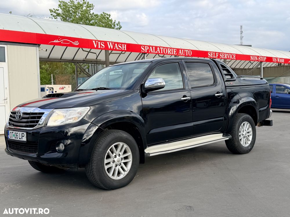 Toyota Hilux 4x4 Cabina Dubla Style - 7