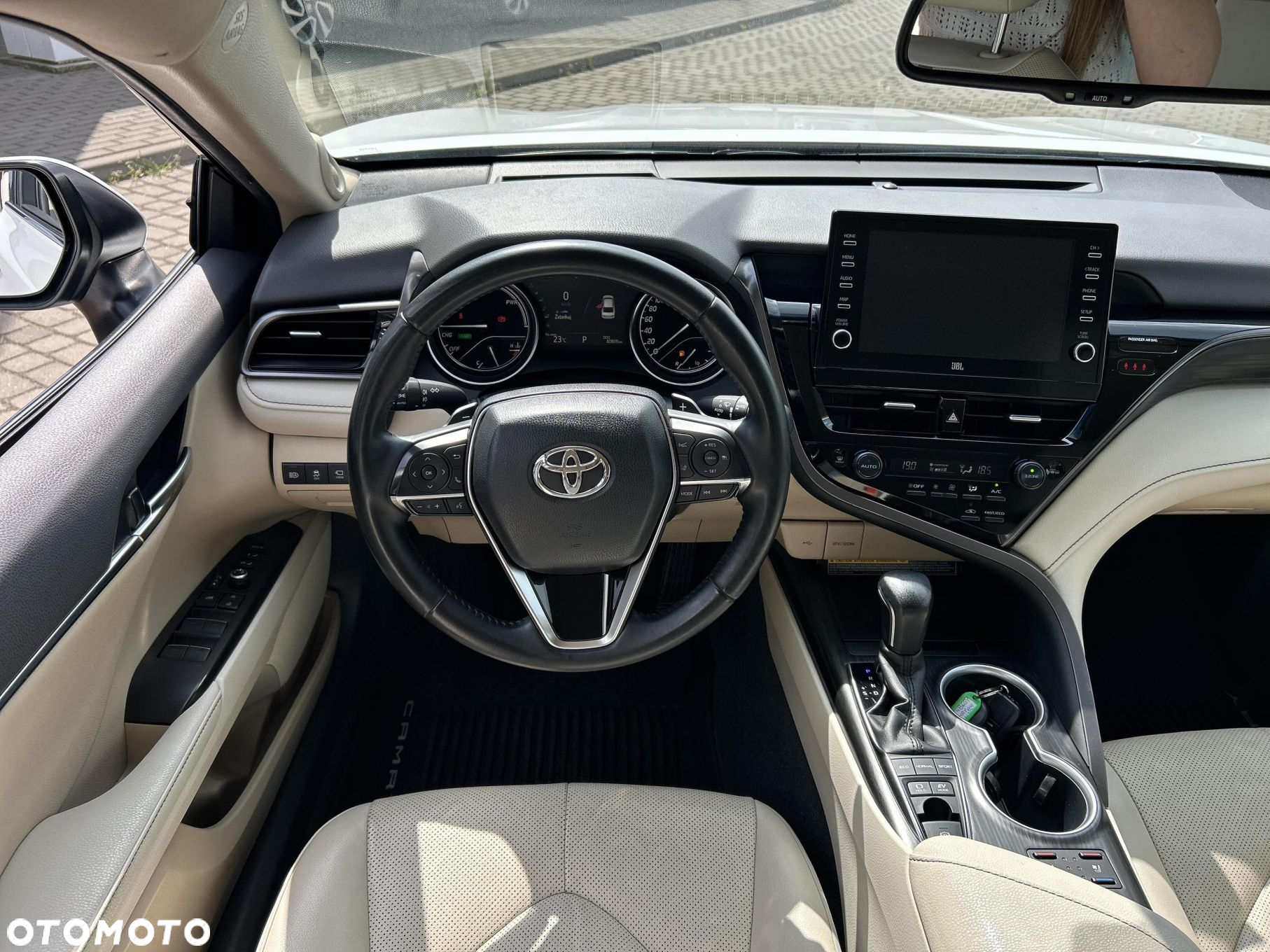 Toyota Camry - 3