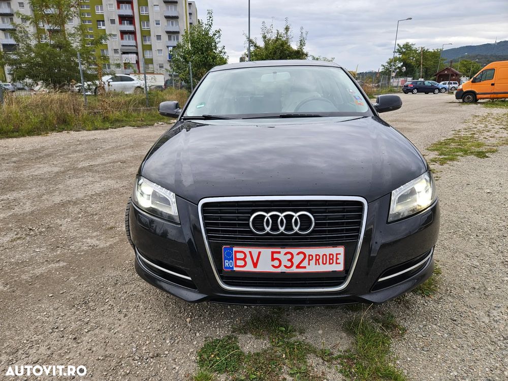 Audi A3 1.2 TFSI Sportback S tronic Attraction - 2