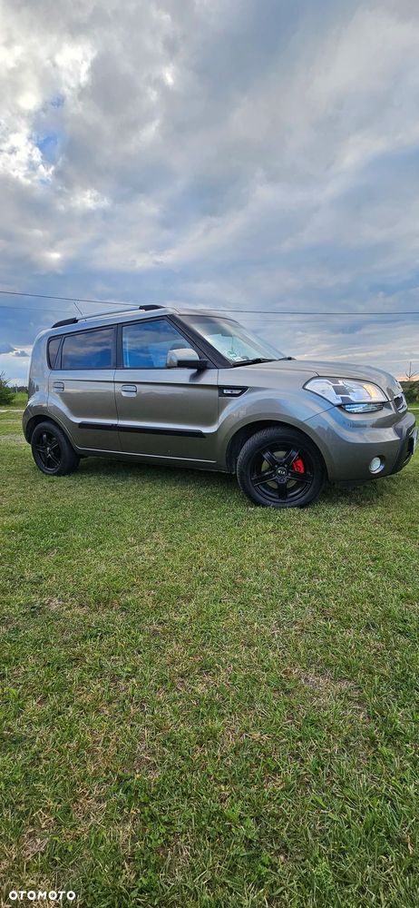 Kia Soul 1.6 L - 11