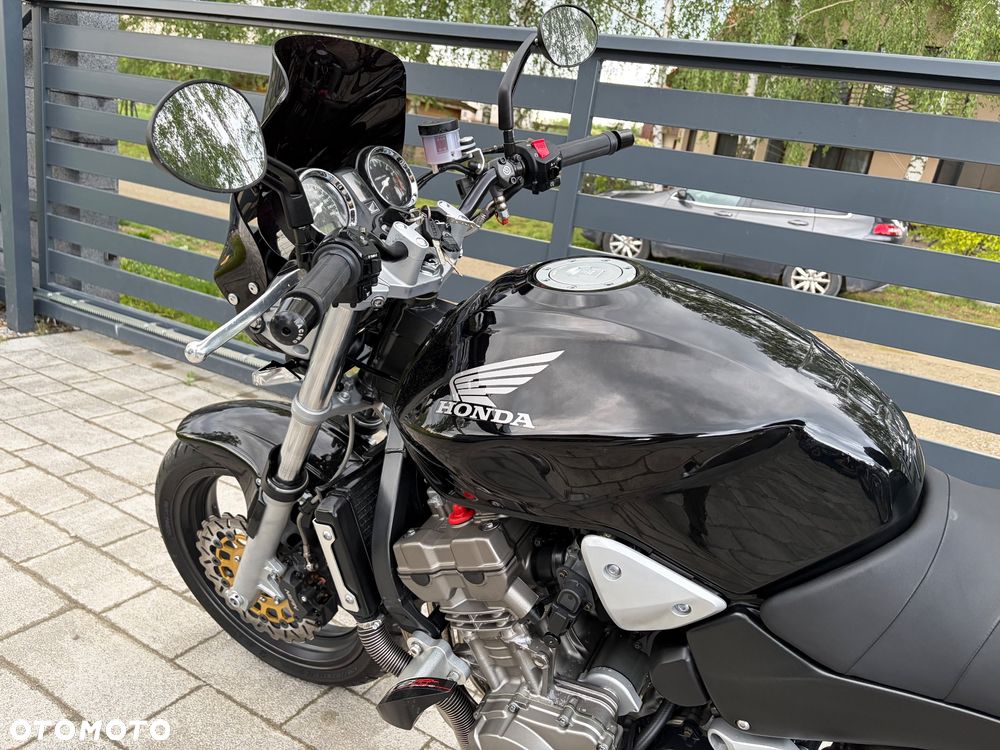 Honda Hornet - 35