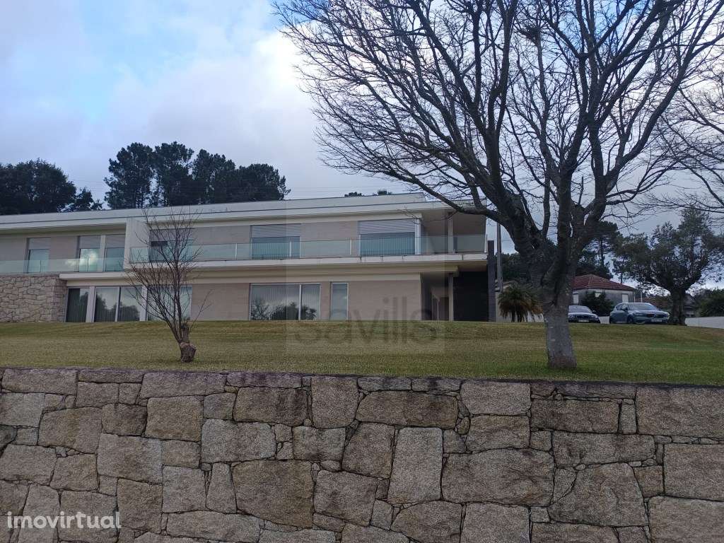 Moradia V5+1 com jardim em Macinhata da Seixa - Grande imagem: 2/60