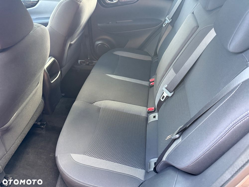 Nissan Qashqai 1.3 DIG-T Tekna EU6d - 11