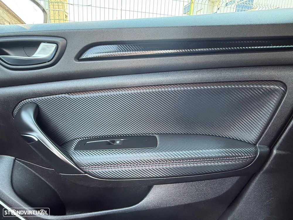 Renault Mégane TCe 300 GPF EDC R.S. TROPHY - 34