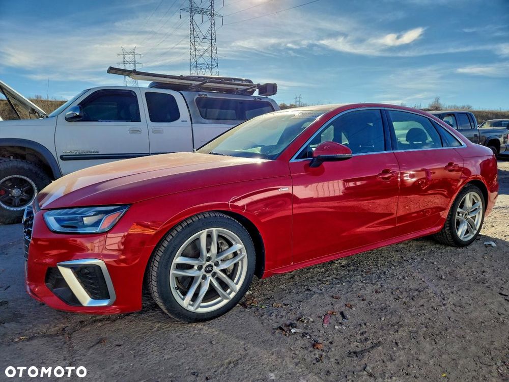 Audi A4 Limousine - 1