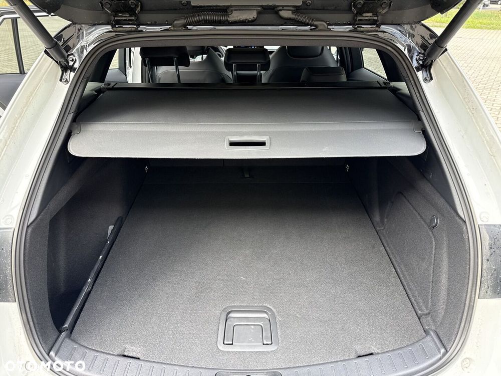 Toyota Corolla 2.0 Hybrid GR Sport - 16