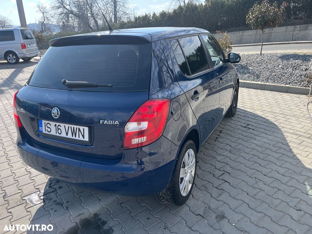 Skoda Fabia 1.2 HTP Trend - 10