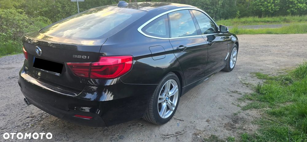 BMW 3GT 320i xDrive M Sport - 11