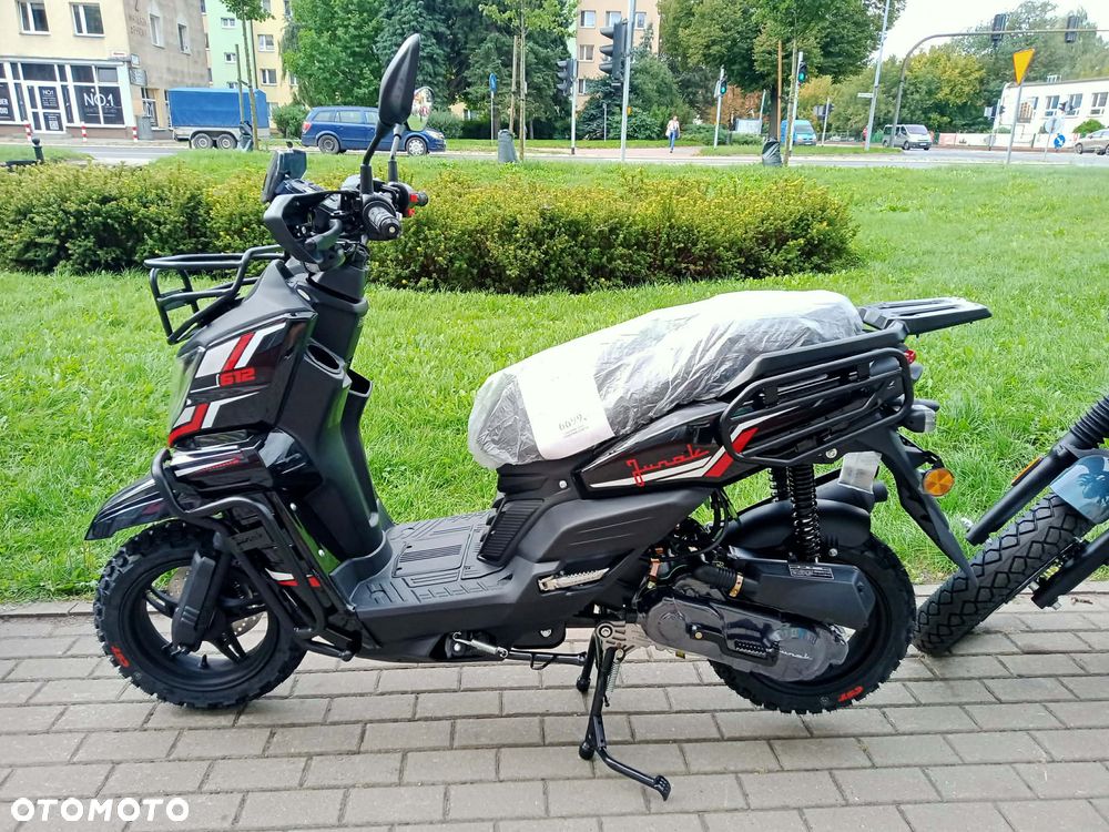 Junak Inny - 4