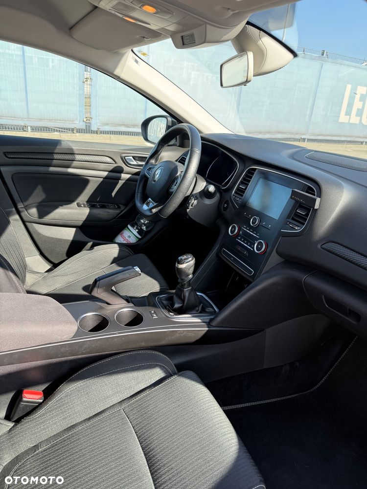 Renault Megane 1.6 SCe Limited - 12