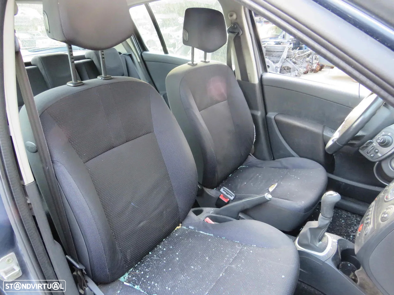 Renault Clio III 1.5 DCI (86cv) de 2006 - Peças Usadas (8160) - 6